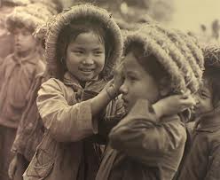 ពិព័រណ៍រូបថត “កុមារនៅសម័យសង្រ្គាម”